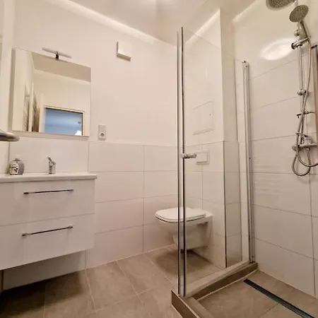 Apartment Flat In The Heart Of 2141